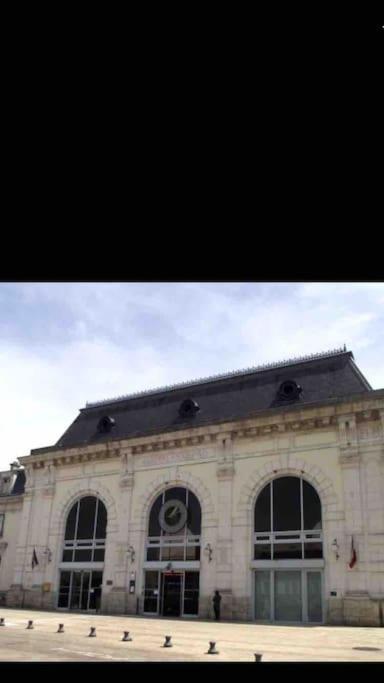 Bel Appart Au Bord De L'Eau Proche Gare Avec Wifi โอแซร์ ภายนอก รูปภาพ